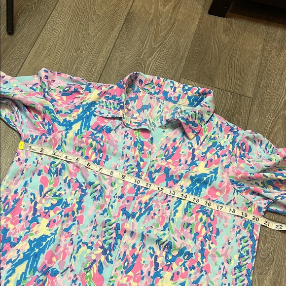 Colorful women’s blouse puffy sleeve size small - Picture 3 of 7